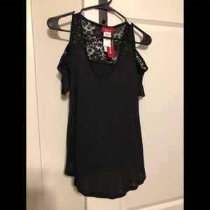 Panhandle Juniors black lace off the shoulder , Brand new shirt never wore